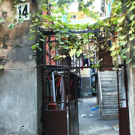 Old Tbilisi Colors Apartment Exterior photo